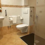 Hotel Everest