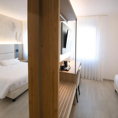 Everest Hotel Trento