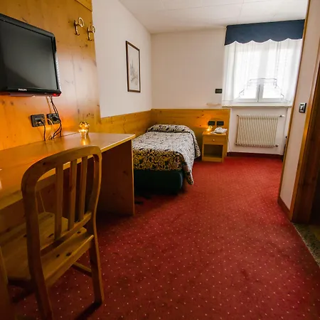 Everest Hotel Trento