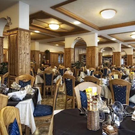 Everest Hotel Trento