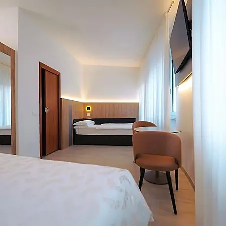 Everest Hotel Trento