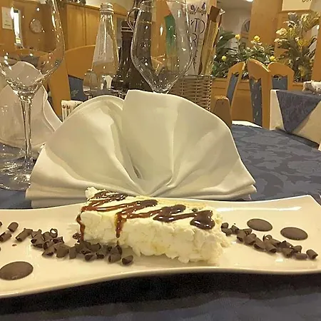 Hotel Everest 3*